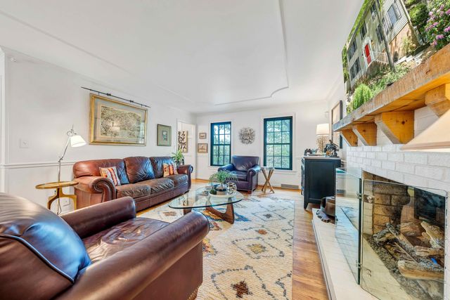 301 Coventry LN, Roanoke, VA 24014