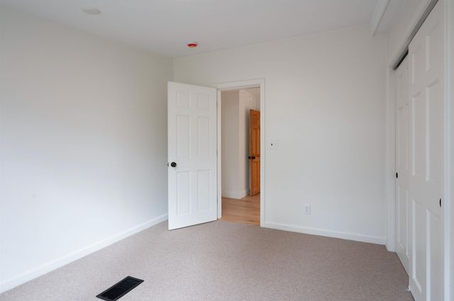 94 Lakeshore Drive, Northwood, NH 03261