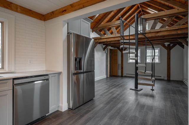 94 Lakeshore Drive, Northwood, NH 03261