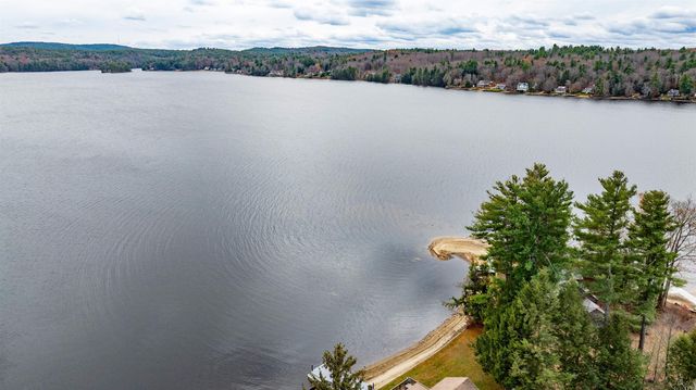 94 Lakeshore Drive, Northwood, NH 03261