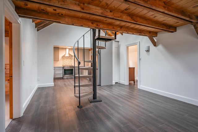 94 Lakeshore Drive, Northwood, NH 03261