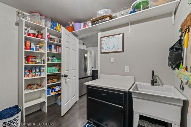 1136 Stonebridge Drive, Greenwood, AR 72936