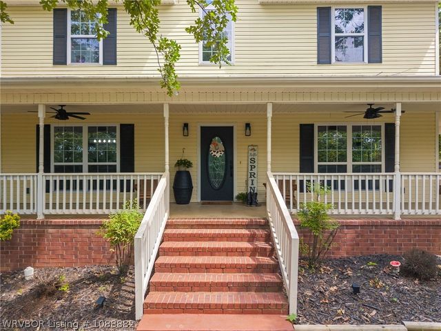 1136 Stonebridge Drive, Greenwood, AR 72936