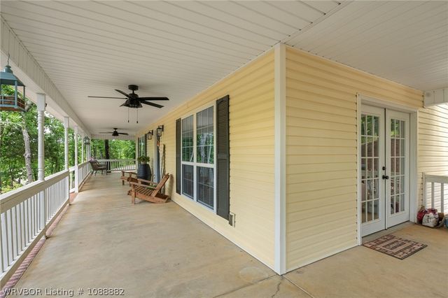 1136 Stonebridge Drive, Greenwood, AR 72936