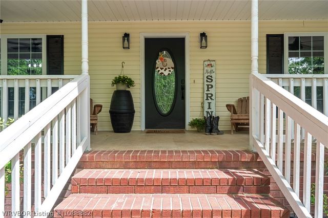 1136 Stonebridge Drive, Greenwood, AR 72936