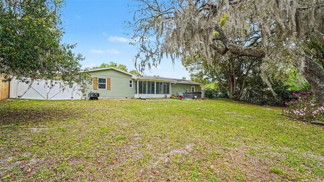 2434 W GARDENIA DRIVE, Citrus Springs, FL 34434