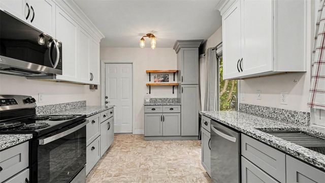 2434 W GARDENIA DRIVE, Citrus Springs, FL 34434