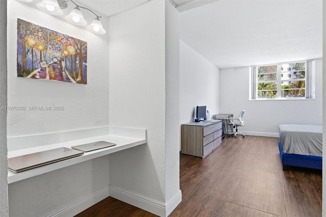 19390 Collins Ave 120, Sunny Isles Beach, FL 33160