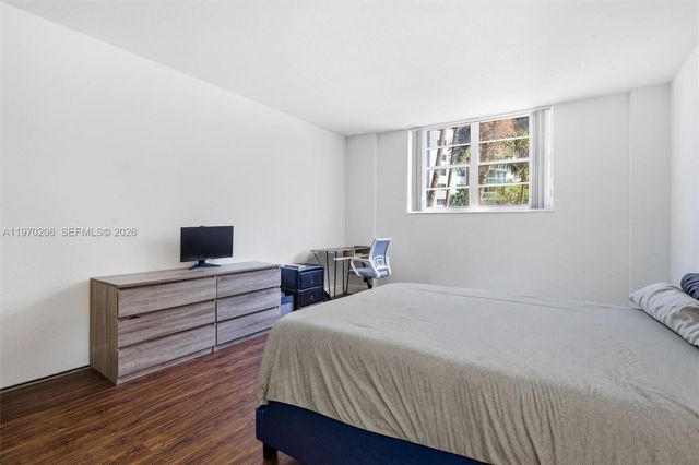 19390 Collins Ave 120, Sunny Isles Beach, FL 33160