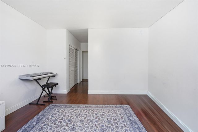 19390 Collins Ave 120, Sunny Isles Beach, FL 33160