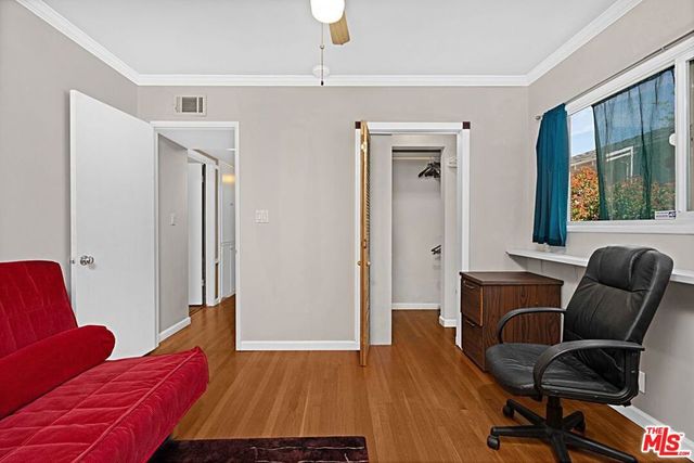 13522 Delano Street, Van Nuys, CA 91401