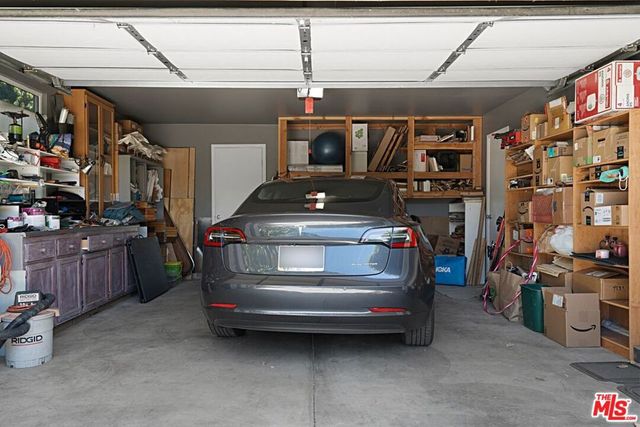 13522 Delano Street, Van Nuys, CA 91401