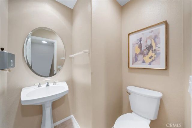 2894 Player Ln, Tustin, CA 92782