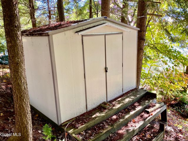 223 Garlock Road, Caroga, NY 12032