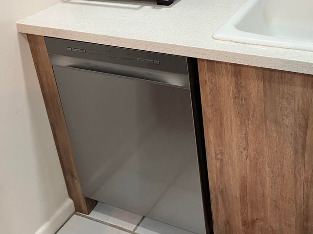 283 Durham H E 283, Deerfield Beach, FL 33442