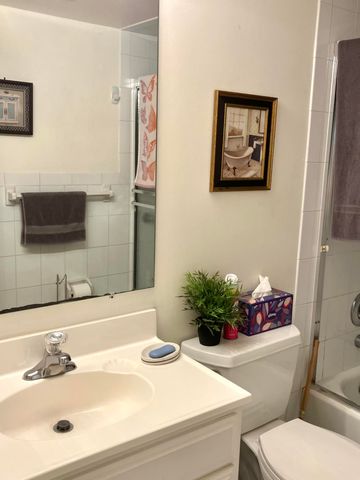 283 Durham H E 283, Deerfield Beach, FL 33442