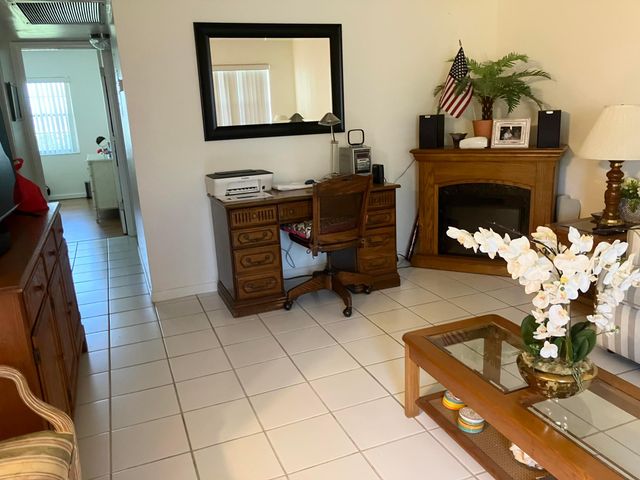 283 Durham H E 283, Deerfield Beach, FL 33442