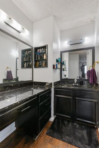 5806 Whitebrook DR, Austin, TX 78724
