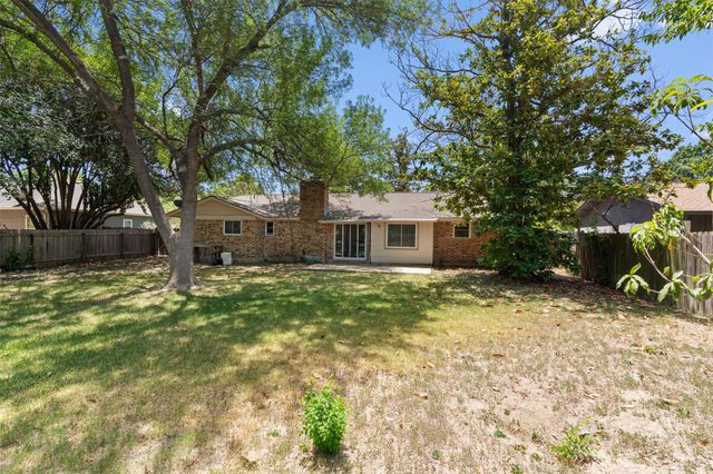 5806 Whitebrook DR, Austin, TX 78724