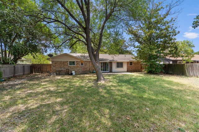 5806 Whitebrook DR, Austin, TX 78724