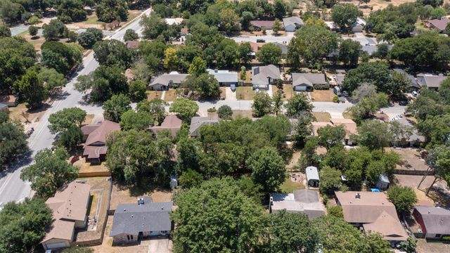 5806 Whitebrook DR, Austin, TX 78724