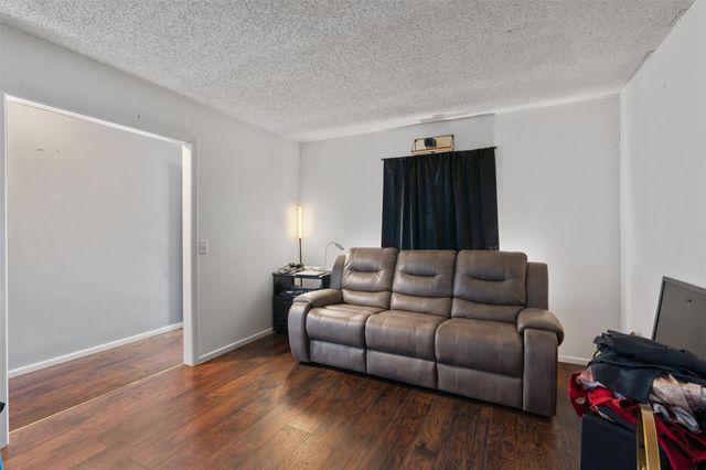 5806 Whitebrook DR, Austin, TX 78724