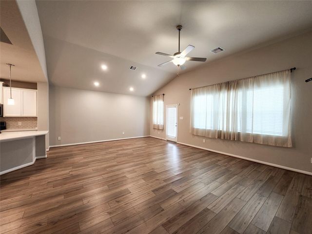 10714 Cliffs View Dr Drive, Rosharon, TX 77583