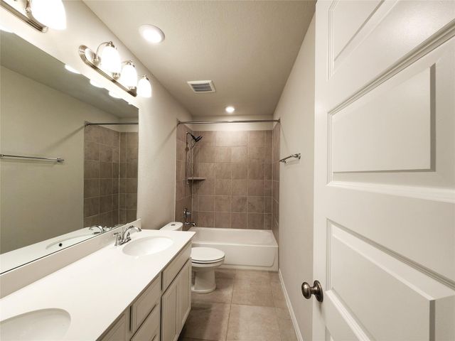 10714 Cliffs View Dr Drive, Rosharon, TX 77583