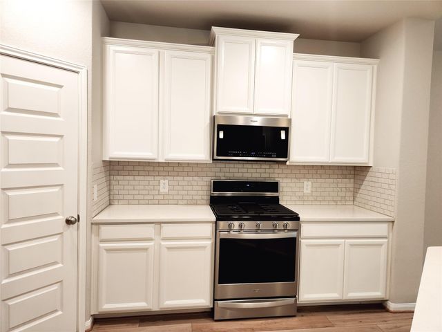 10714 Cliffs View Dr Drive, Rosharon, TX 77583