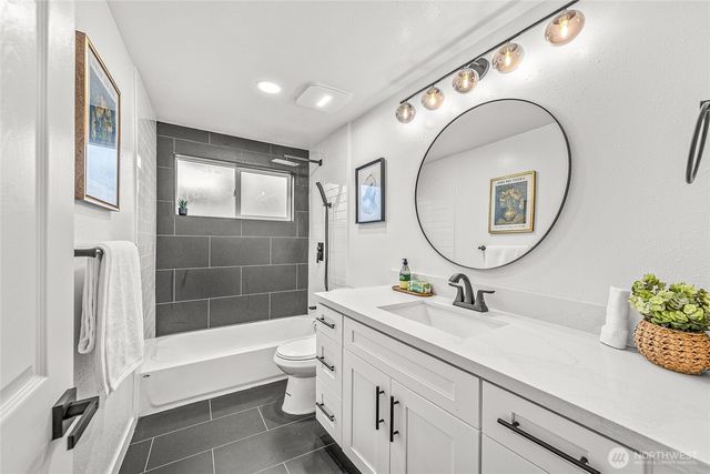 12611 SE 160th Street, Renton, WA 98058