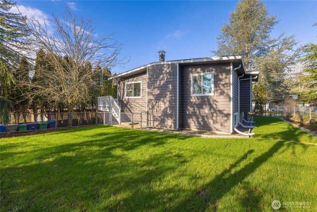 12611 SE 160th Street, Renton, WA 98058