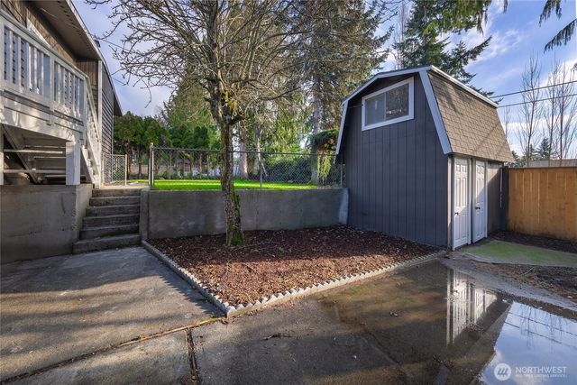 12611 SE 160th Street, Renton, WA 98058
