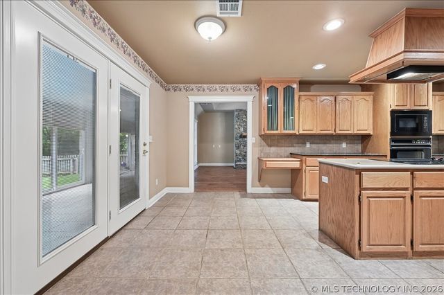 3310 Callaway Drive, Claremore, OK 74019