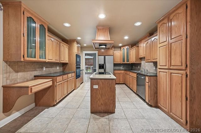 3310 Callaway Drive, Claremore, OK 74019
