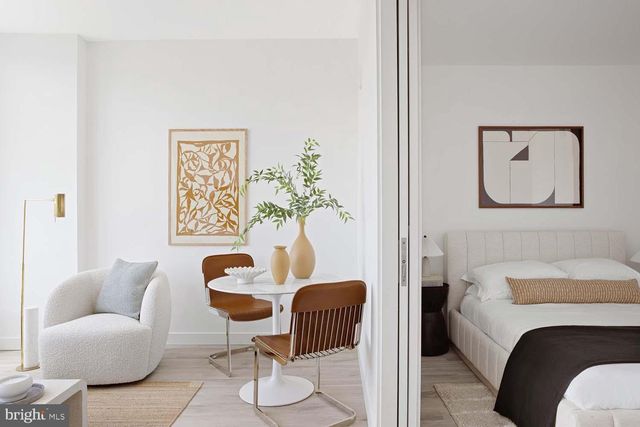 1 FLORIDA AVE NE #526, Washington, DC 20002