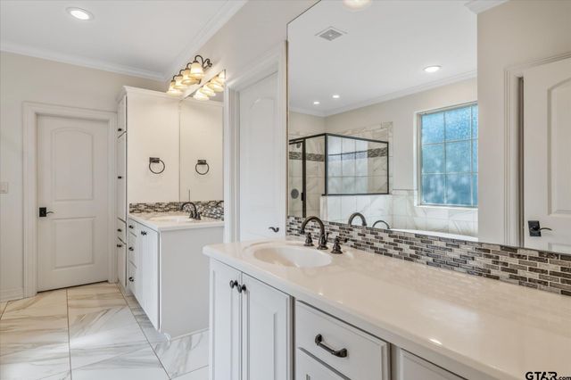 6522 Emory Ct, Tyler, TX 75703