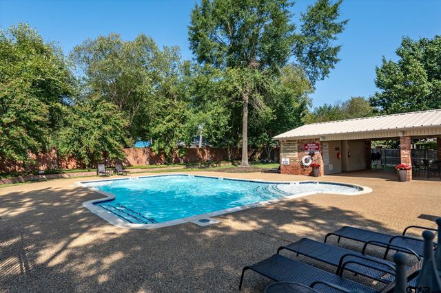 6522 Emory Ct, Tyler, TX 75703