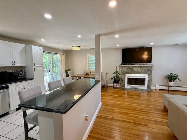 258 Plain St, Brockton, MA 02302