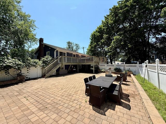 258 Plain St, Brockton, MA 02302