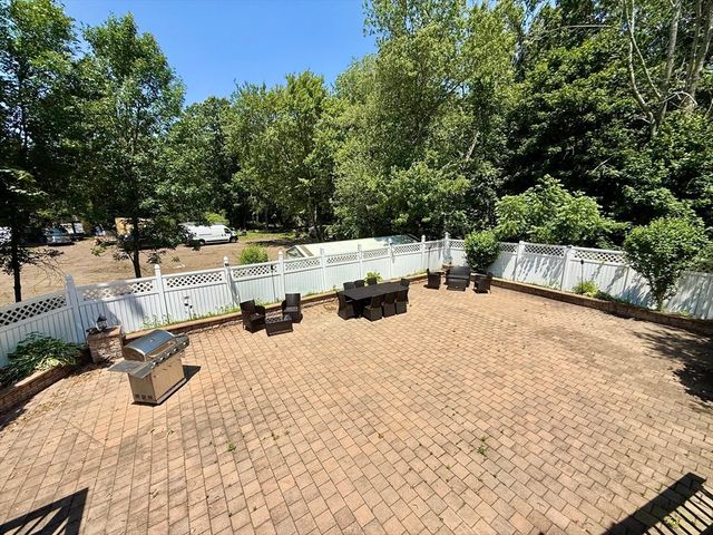 258 Plain St, Brockton, MA 02302