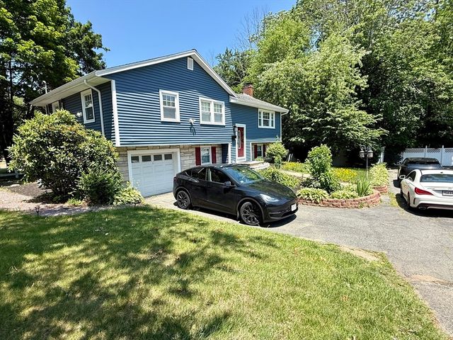 258 Plain St, Brockton, MA 02302