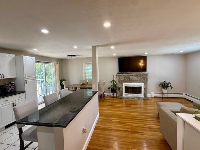 258 Plain St, Brockton, MA 02302