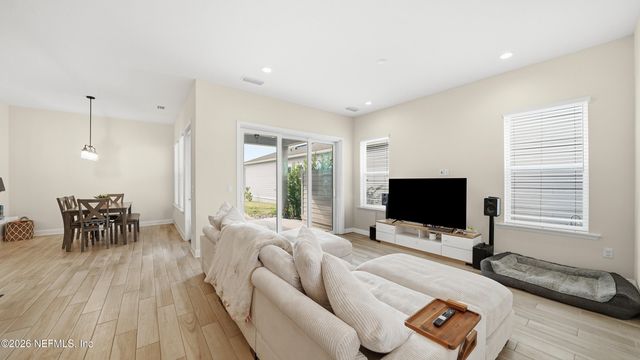 12056 GENERATIONS Avenue, Jacksonville, FL 32224