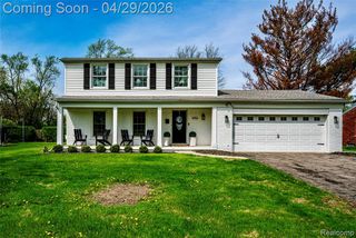 16956 Lauderdale Avenue, Beverly Hills, MI 48025