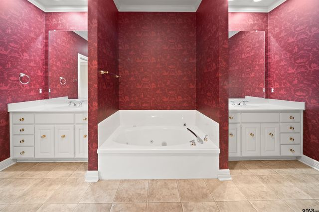 3134 Stanford CT, Tyler, TX 75701