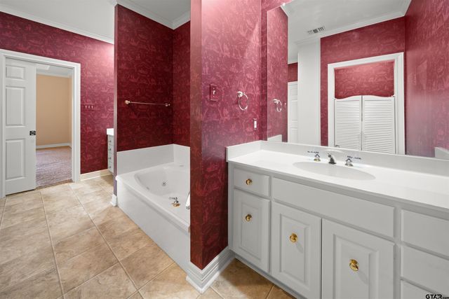 3134 Stanford CT, Tyler, TX 75701