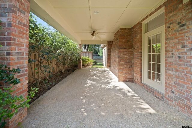 3134 Stanford CT, Tyler, TX 75701