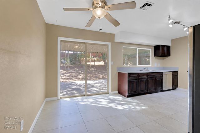 6978 Brayton Ave, Citrus Heights, CA 95621