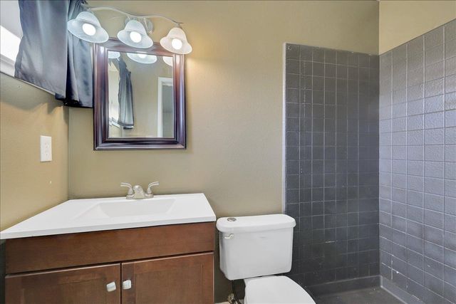 6978 Brayton Ave, Citrus Heights, CA 95621