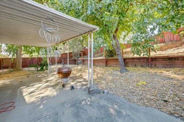 6978 Brayton Ave, Citrus Heights, CA 95621
